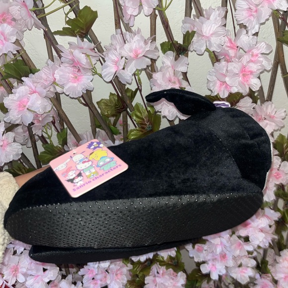 Kuromi fluffy slippers - Picture 4 of 4